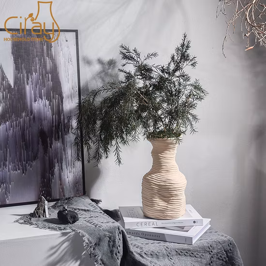 Factory Wholesale Handmade Dry Flower with Vases for Decoration