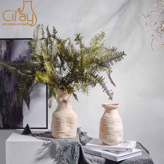 Factory Wholesale Handmade Dry Flower with Vases for Decoration